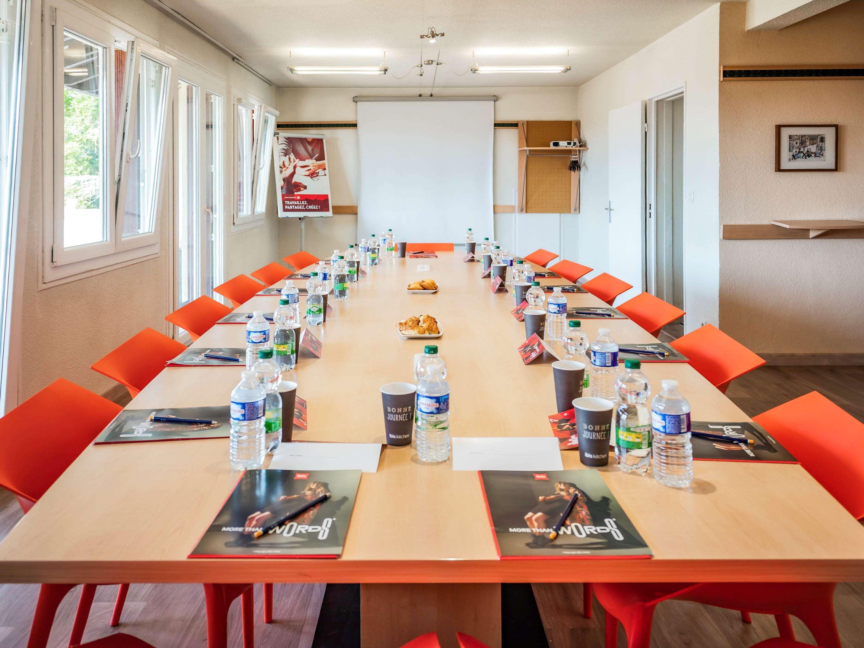 Ibis Colmar Est - Hotel Restaurant En Alsace Horbourg-Wihr Exterior photo